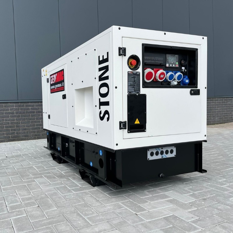 Générateur Diesel 60 kVA Perkins Genmac Stone Rent GP60PS 400V